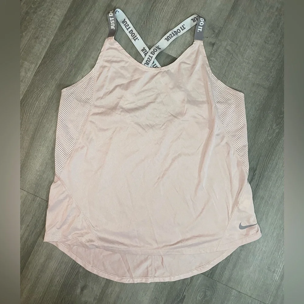 Nike Cross-Back Athletic Tank Top